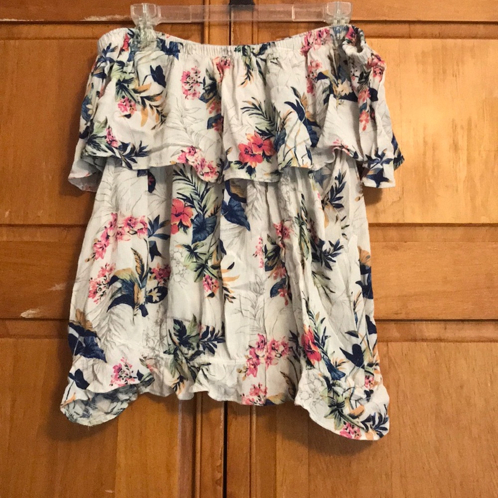 American Eagle Off the Shoulder Top